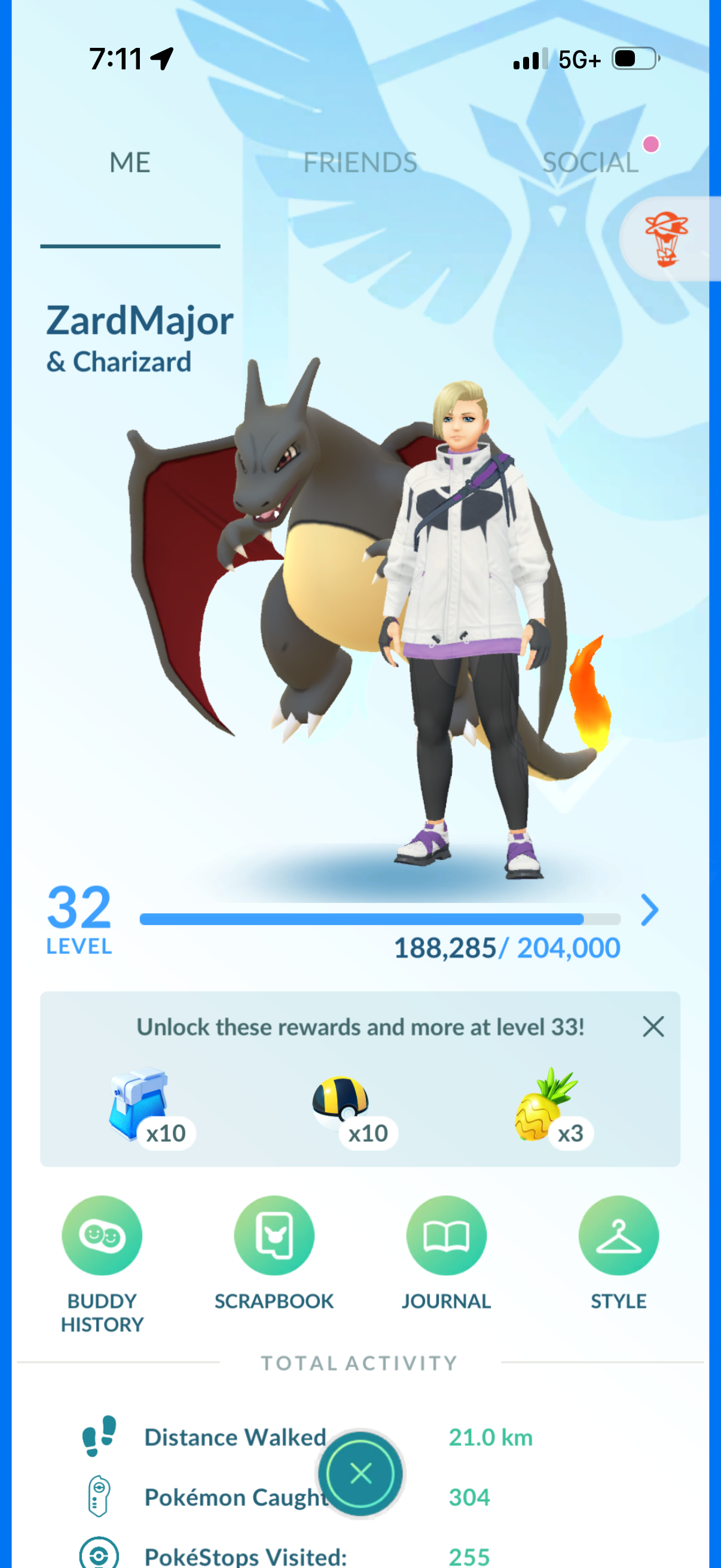 ZardMajor account (12 Shiny/Gigantamax)