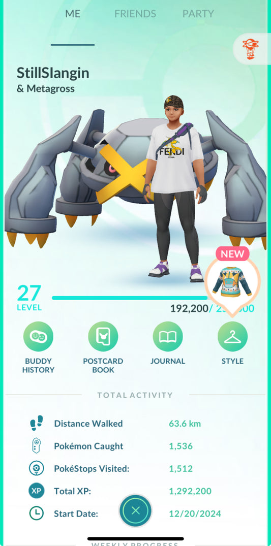 StillSlangin account (33 shiny/legendary)