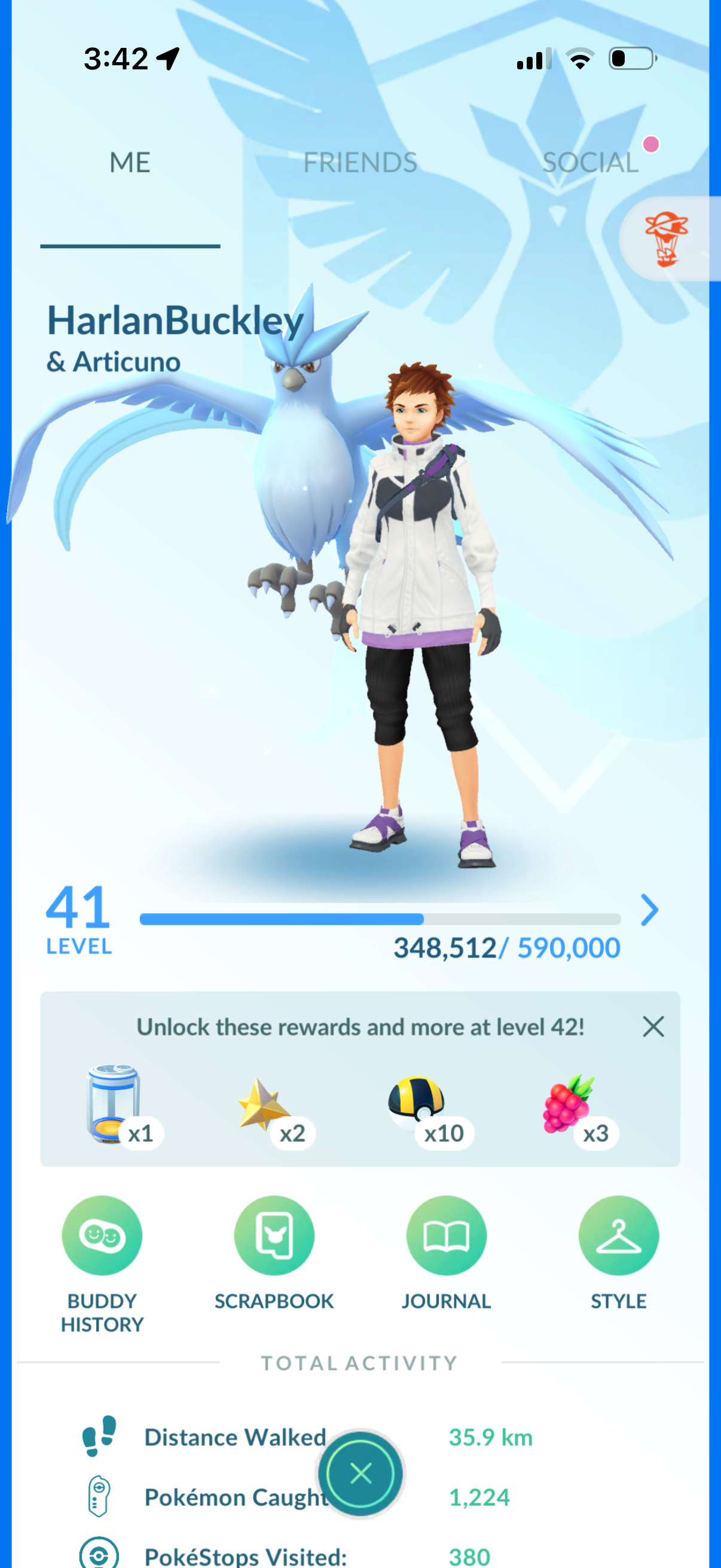 HarlanBuckley account (17 Shiny/Legendary/Gigantamax)
